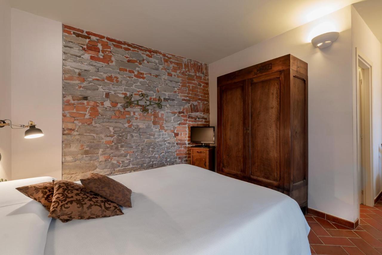 Agriturismo San Martino Clavesana Eksteriør billede