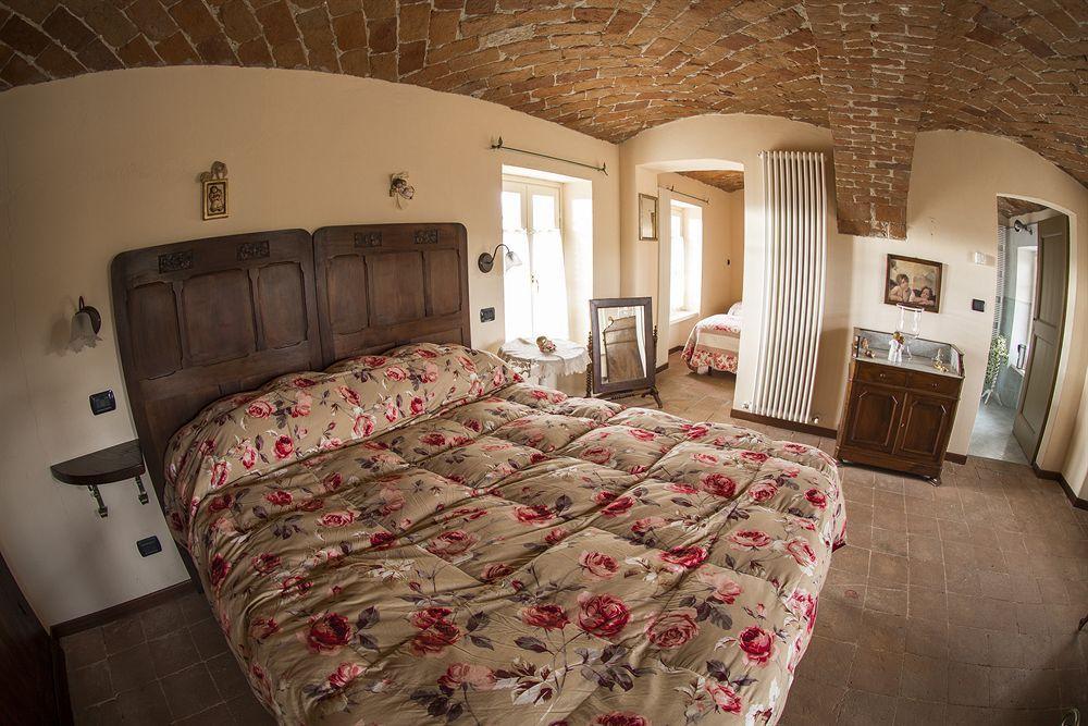 Agriturismo San Martino Clavesana Eksteriør billede